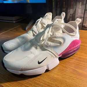 Nike air max infinity